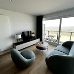 Suite 16